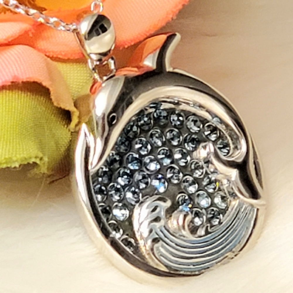 NEW  S925 Artic Blue Dolphin Splash Wave Necklace